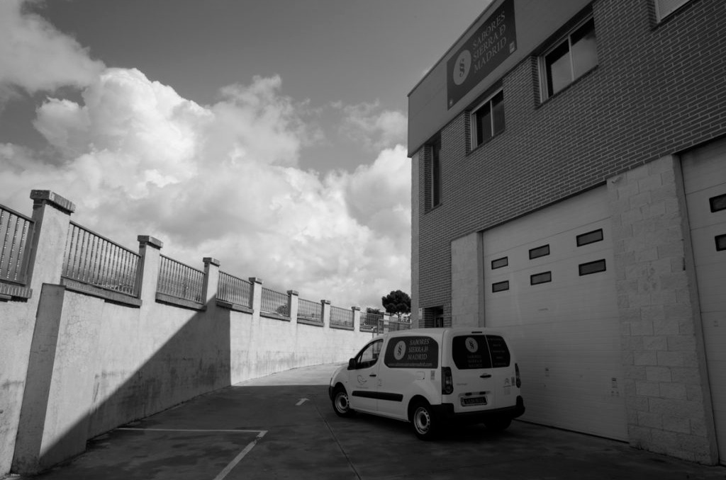 Construcción de nave de producción de embutidos de carnes no estabuladas